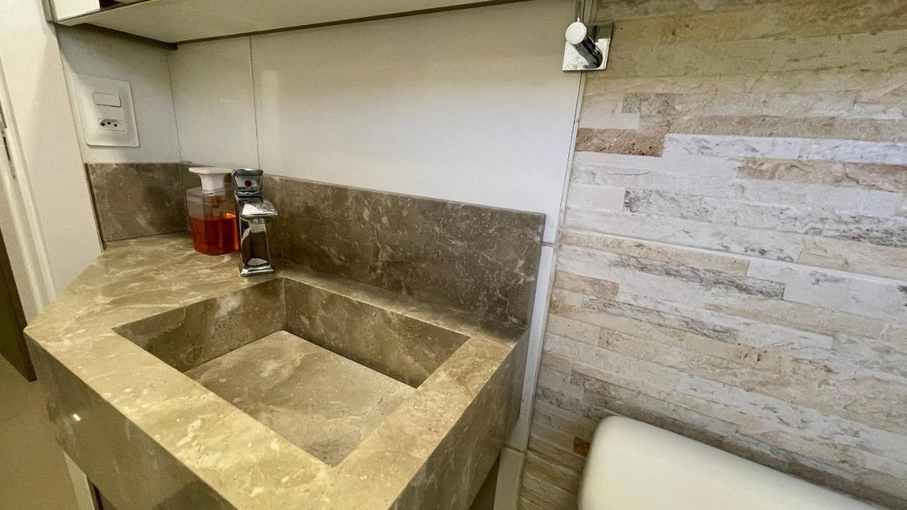 Lindo E Confortavel No Centro De Foz Apartment *